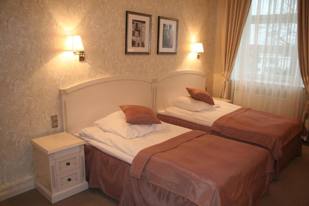 Hotel Kasyno Jarocin Phòng bức ảnh