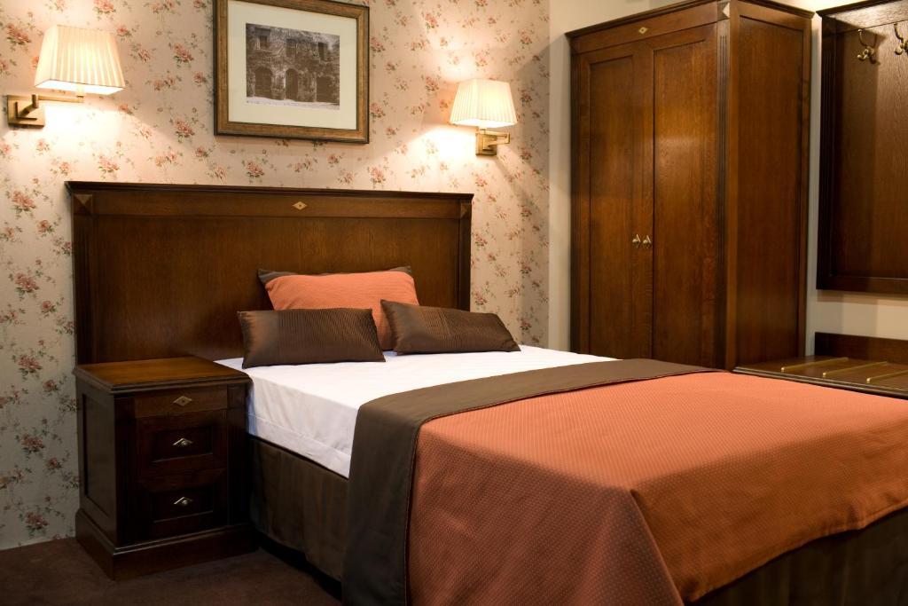 Hotel Kasyno Jarocin Phòng bức ảnh